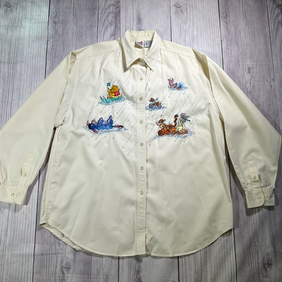 Vintage Disney Winnie the Poo Playing in the Rain Men’s Embroidered Button Down - Picture 3 of 8
